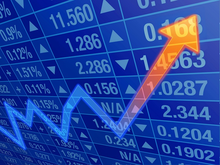 英伟达大涨 5% 缓解供应链担忧，服务业降温助涨美债、黄金继续新高